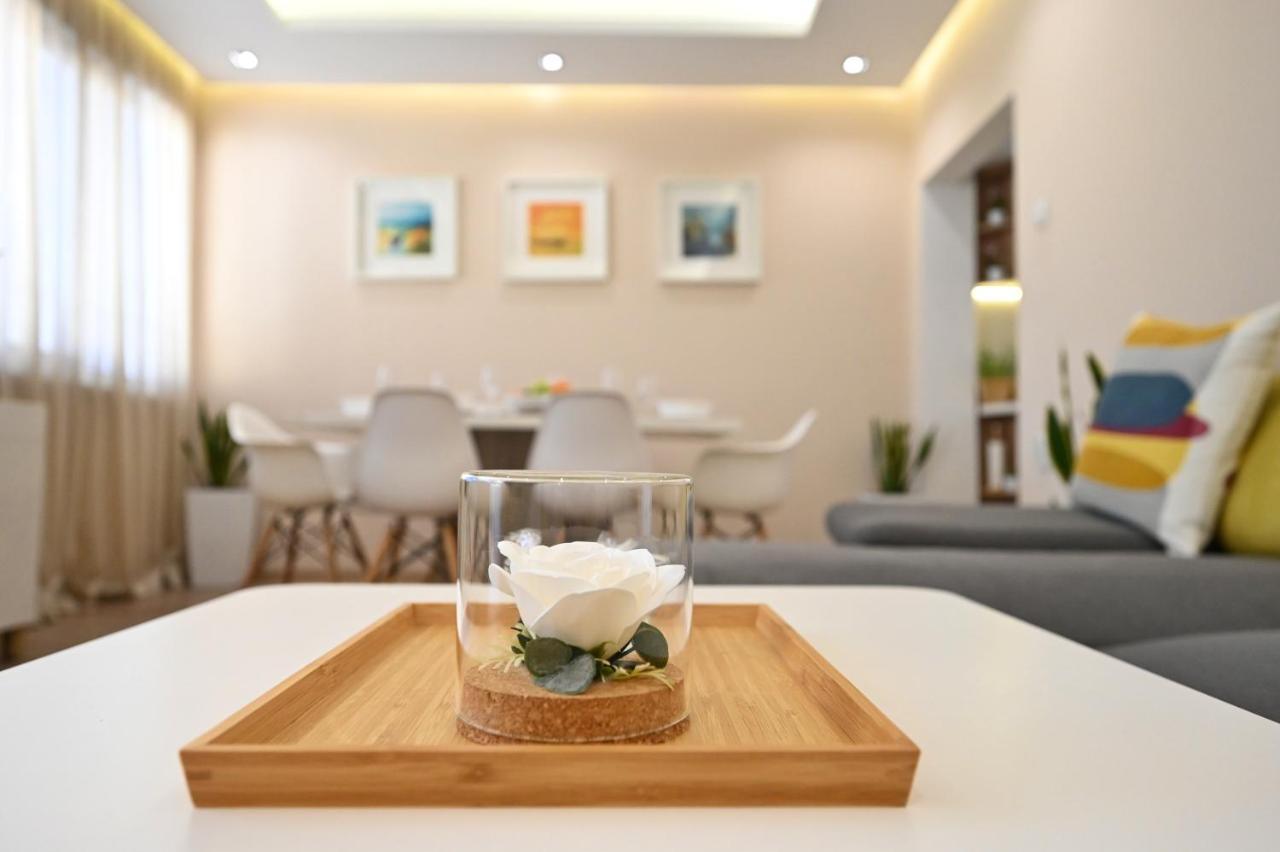 Modern Central 2-Bedroom Apartment With Parking Варна Екстер'єр фото